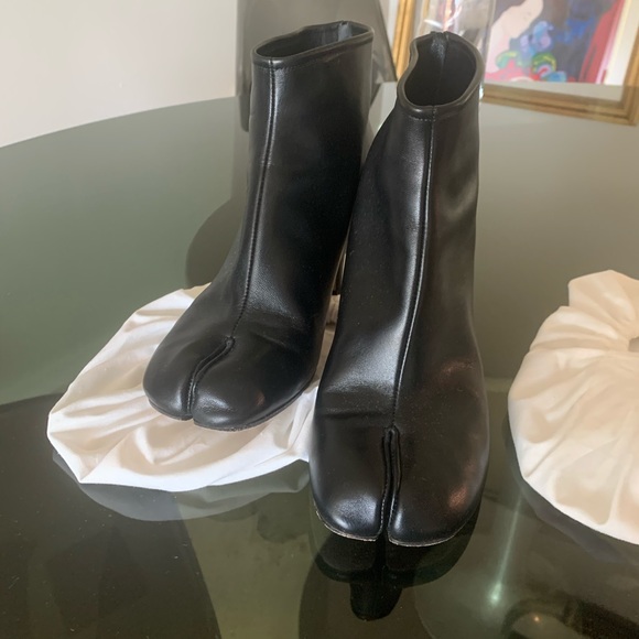 Maison Martin Margiela Shoes - Maison Margiela Tabi Ankle Boots sz 37 1/2